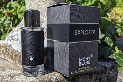 what does mont blanc explorer smell like